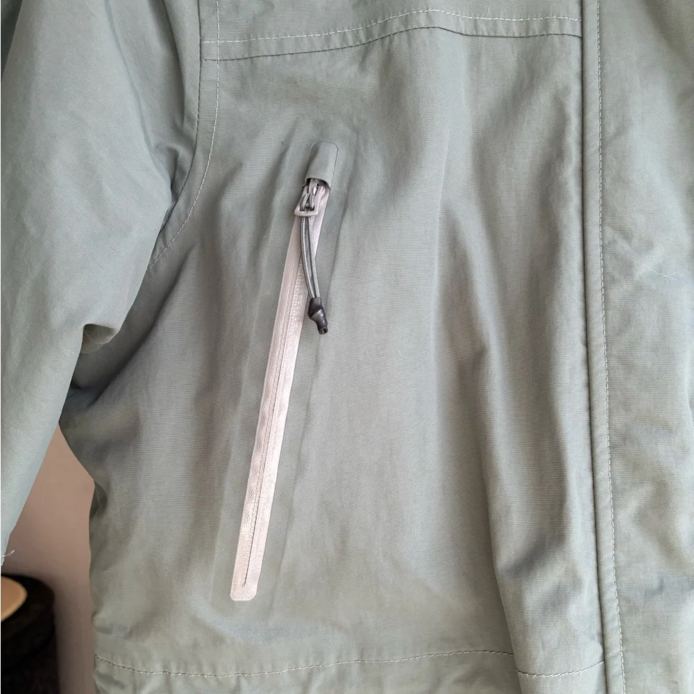 Land's End Women's Squall Waterproof Insulated Parka in Sage Green XS (2-4) - Picture 4 of 7